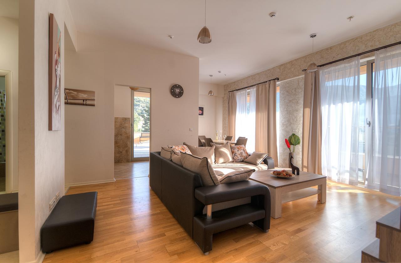 Apartments Harmonia Colours Будва Екстер'єр фото